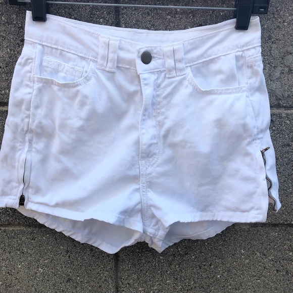 American Apparel High Waisted White Shorts SZ 24 - Picture 4 of 8
